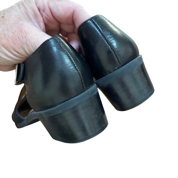 Calico low heel black leather sandals adjustable buckle classic casual 6M 1980's - Picture 3 of 8